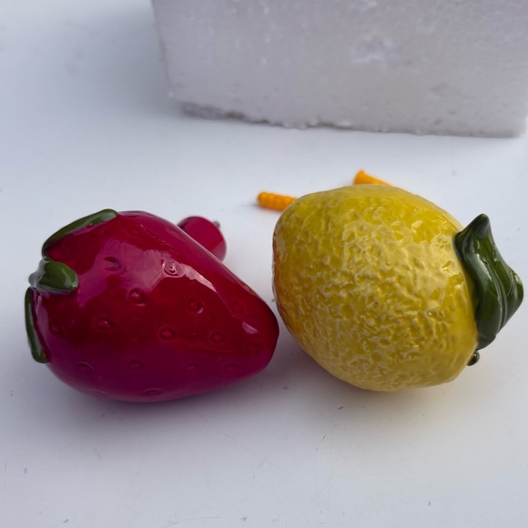 NWOT Urban Outfitters Fruit Wall Hooks - Picture 6 of 13